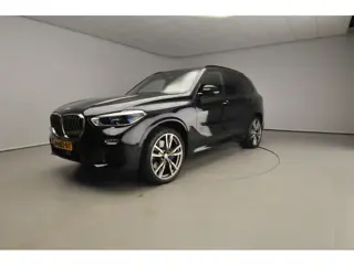 BMW X5 xDrive40i | M-Sportpakket | Laserlicht | Leder | HUD | Active cruise | Trekhaak | Panoramadak