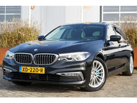 BMW 5 Serie Touring 520d High Executive 190pk | Apple Carplay/Android Auto | Cruise control adaptief