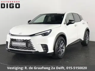 Lexus LBX 1.5 Business Line 2WD | Dodehoek detectie | Stuur- & Stoelverwarming | Navigatie | Parkeer