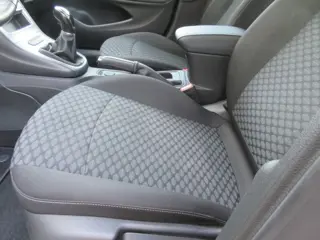 Foto 18 van Opel Astra 1.2 Edition Turbo, 1e Eig, , Navi, Camera, Airco, LM, APK 9-28
