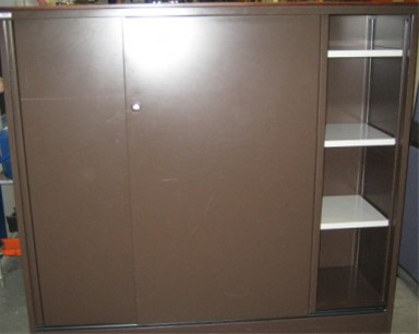 Schuifdeurkast Ahrend 8xvr.