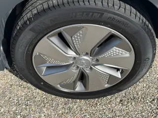 Foto 20 van Hyundai Kona EV Comfort 64 kWh 1e Eig Dealer Onderhouden 500+km Accubereik NL Auto NAP