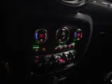 Foto 27 van MINI Clubman 1.5 Cooper Black edition | Carplay | Stoelverwarming | Keyless | Sfeerverlichting | All