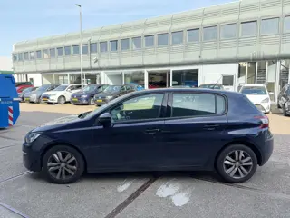 Peugeot 308 1.2 VTi Active 5drs. Navi Clima Airco Cruise APK NAP PDC