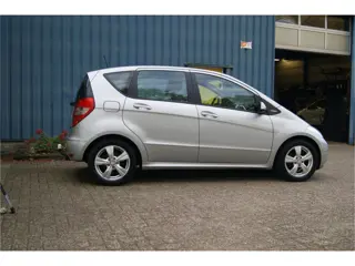 Foto 17 van Mercedes-Benz A-Klasse 160 BlueEFFICIENCY Business Class Avantgarde, Airco, MOOI!!!