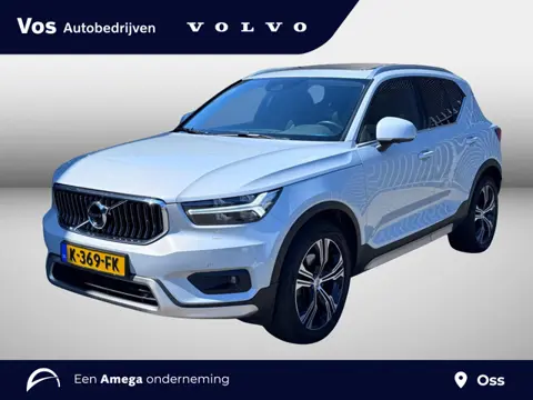 Volvo XC40 2.0 B4 AWD R-Design | Schuifdak | Standkachel | Trekhaak | Full option!