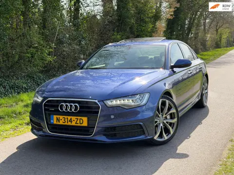 Audi A6 3.0 TFSI quattro Pro Line | Schuif/kanteldak + Lederbekleding + Camera + Clima Nu € 18.975,-