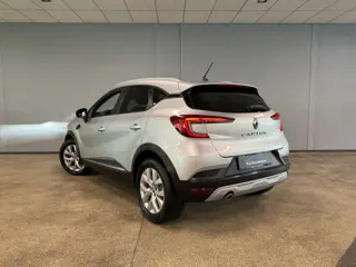 Foto 16 van Renault Captur 1.3 TCe 140 Zen CAMERA|CARPLAY|AUTOMAAT