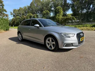 Foto 16 van Audi A3 Sportback 1.4 e-tron |Met Nw MEGATRONIC