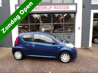 Peugeot 107 1.0-12V XR NIEUWE APK,AIRCO! ''ZONDAG OPEN''