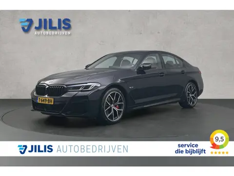 BMW 5 Serie 530e Business Edition Plus | M-sport | Lederen bekleding | Stoelverwarming
