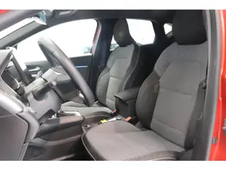 Foto 15 van Renault Captur 1.6 E-Tech full hybrid 145 techno | 360° Camera | Adaptieve cruise | Navigatie | Dode
