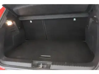 Foto 13 van Renault Captur 1.6 E-Tech full hybrid 145 techno | 360° Camera | Adaptieve cruise | Navigatie | Dode
