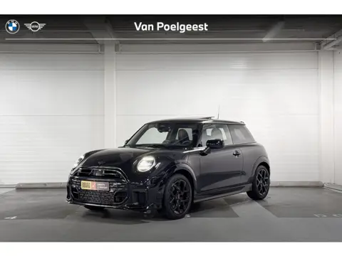 MINI 3-Deurs Cooper C John Cooper Works M | Panoramadak | Stoelverwarming | Head-Up Display | Stuurw