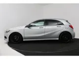 Foto 30 van Mercedes-Benz A-Klasse 180 Ambition (STOELVERWARMING, NAVIGATIE, PARKEERSENSOREN)