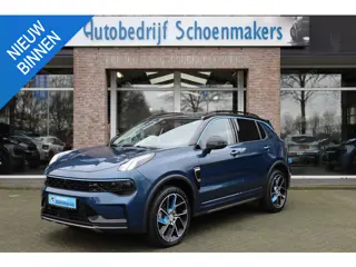 Lynk & Co 01 1.5 261PK! 360-CAMERA STOELVERWARMING PANO/SCHUIF MEMORY INFINITY DAB NAVI CARPLAY ELEK