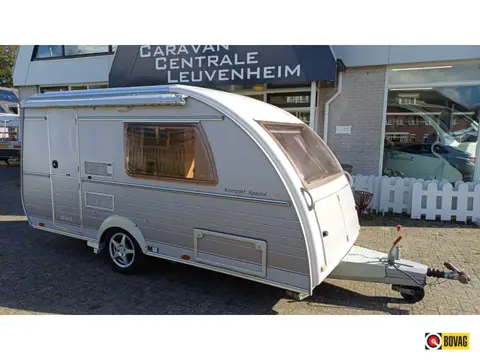 Kip Kompakt Special 37 	EKV Mover en luifel