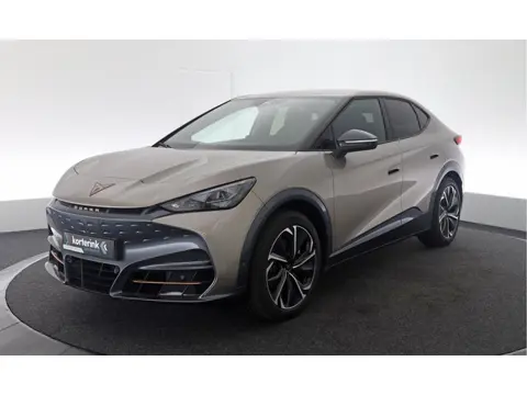 CUPRA Tavascan Business 82 kWh 286PK, 360gr. Camera, Stoelverwarming, 20" LM Velgen, Navi, Keyless, 