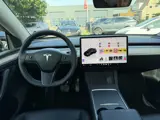 Foto 24 van Tesla Model Y Long Range AWD 75 kWh 92% SoH | Afn. Trekhaak | Autopilot | 1e Eigenaar BTW