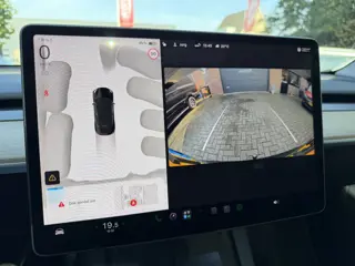 Foto 13 van Tesla Model Y Long Range AWD 75 kWh 92% SoH | Afn. Trekhaak | Autopilot | 1e Eigenaar BTW