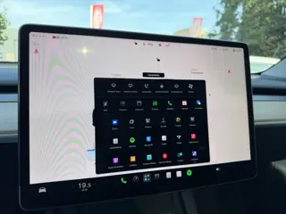 Foto 20 van Tesla Model Y Long Range AWD 75 kWh 92% SoH | Afn. Trekhaak | Autopilot | 1e Eigenaar BTW