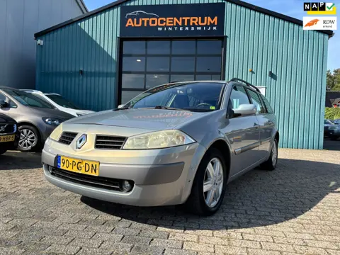 Renault Mégane Grand Tour 2.0-16V Expression Automaat