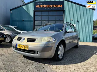 Renault Mégane Grand Tour 2.0-16V Expression Automaat