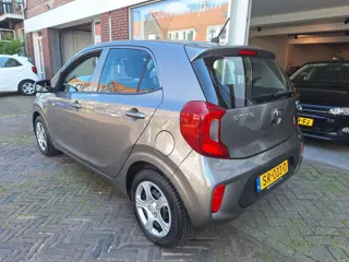 Foto 15 van Kia Picanto 1.0 CVVT EconomyPlusLine 5Drs /Airco/1e Eig/Bluetooth/Garantie