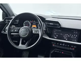 Foto 19 van Audi A3 Sportback 40 TFSI e Edition (TREKHAAK, STOELVERWARMING, CAMERA, DIGITALE COCKPIT)
