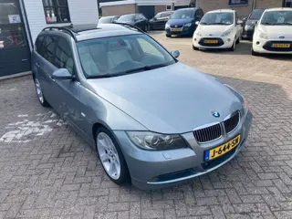 Foto 15 van BMW 3-serie Touring 325i Executive bomvolle auto, Panodak cruise, clima, Leer, i drive, bj 2005