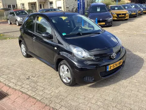 TOYOTA AYGO 1.0-12V ACCESS