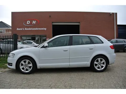 Audi A3 Sportback 1.4 TFSI Attraction Pro Line airco apk 24-07-2027 inruil mogelijk nap