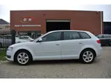Foto 15 van Audi A3 Sportback 1.4 TFSI Attraction Pro Line airco apk 24-07-2027 inruil mogelijk nap