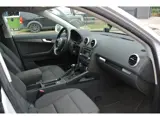 Foto 16 van Audi A3 Sportback 1.4 TFSI Attraction Pro Line airco apk 24-07-2027 inruil mogelijk nap