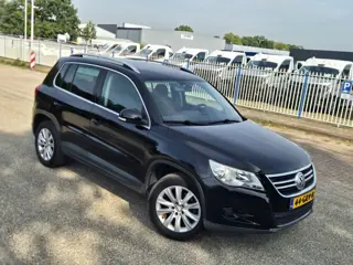 Foto 16 van Volkswagen Tiguan 1.4 TSI Spor. 4M 4x4 (bj 2008)