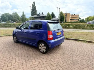 Foto 20 van Kia Picanto 1.0 Benzine - APK 07.2027 - KM 96.675 NAP