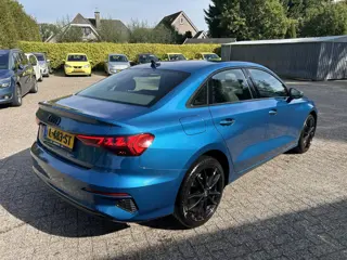 Foto 7 van Audi A3 Limousine 30 TFSI Business edition (bj 2021)