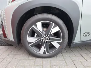 Foto 12 van Toyota Aygo X Hybrid 115 pulse (bj 2025, automaat)