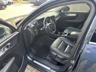 Foto 14 van Volvo XC40 1.5 T4 Recharge Inscription | Trekhaak | Cruise