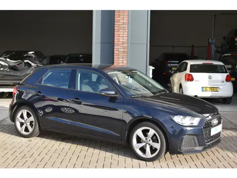 Audi A1 Sportback 30 TFSI Advanced epic (bj 2019)