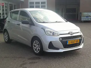 Foto 15 van Hyundai i10 1.0i i-Motion Comfort Staat in Hardenberg