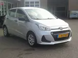 Foto 26 van Hyundai i10 1.0i i-Motion Comfort Staat in Hardenberg