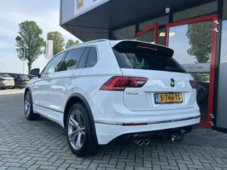Foto 13 van Volkswagen Tiguan 1.5 TSI ACT Highline Business R | R-Line | Trekhaak | Navigatie | Stoelverwarming