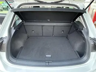 Foto 20 van Volkswagen Tiguan 1.5 TSI ACT Highline Business R | R-Line | Trekhaak | Navigatie | Stoelverwarming