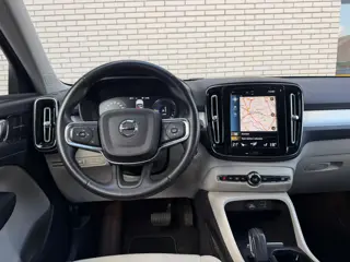 Foto 15 van Volvo XC40 1.5 T4 Recharge R-Design Leer, Harman/Kardon, Camera, elk Kofferklep & Full Led