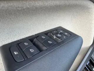 Foto 17 van Volvo XC40 1.5 T4 Recharge R-Design Leer, Harman/Kardon, Camera, elk Kofferklep & Full Led