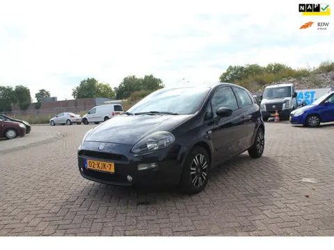 Fiat Punto Evo 0.9 TwinAir Easy /nieuwe banden/ goed onderhouden