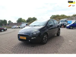Fiat Punto Evo 0.9 TwinAir Easy /nieuwe banden/ goed onderhouden