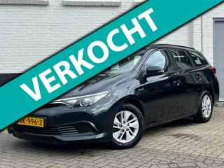 Toyota Auris Touring Sports 1.8 Hybrid Now|Trekhaak|Camera|Cruise|Clima