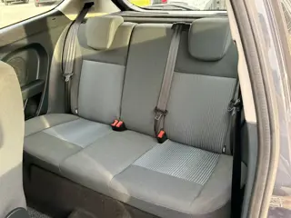 Foto 15 van Ford Fiesta 1.25 Limited, AIRCO, APK TOT 11-09-27, ELEK-RAMEN, RADIO-CD-MP3-AUX, ISOFIX, AIRBAGS, CE